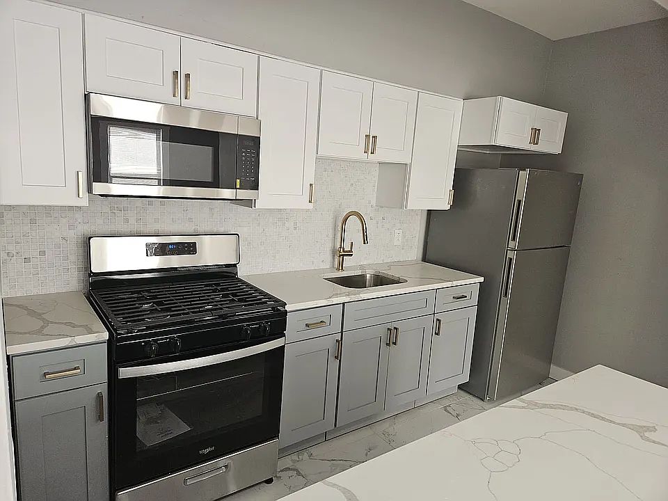 1st image of 235 Davenport Ave Floor 2