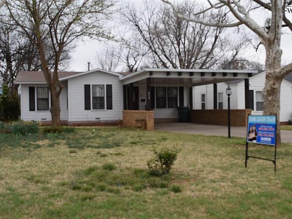 2nd image of 517 W Magnolia Ave