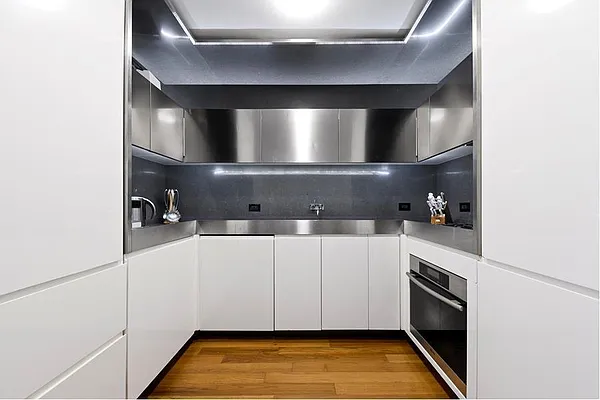 Rented by Douglas Elliman | media 4