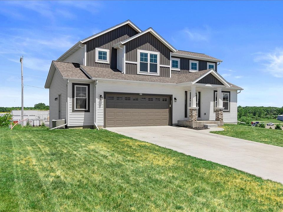1st image of 906 Ridge COURT
