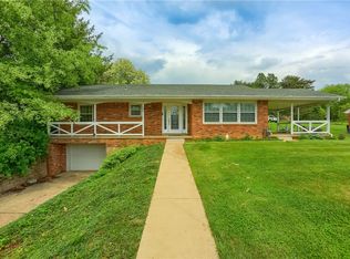 387 Center Grange Rd, Monaca, PA 15061