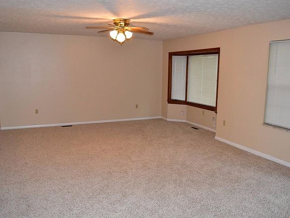 4th image of 311 Saint Jude Cir