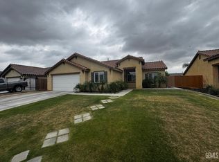 5305 Baja Dr, Bakersfield, CA 93307