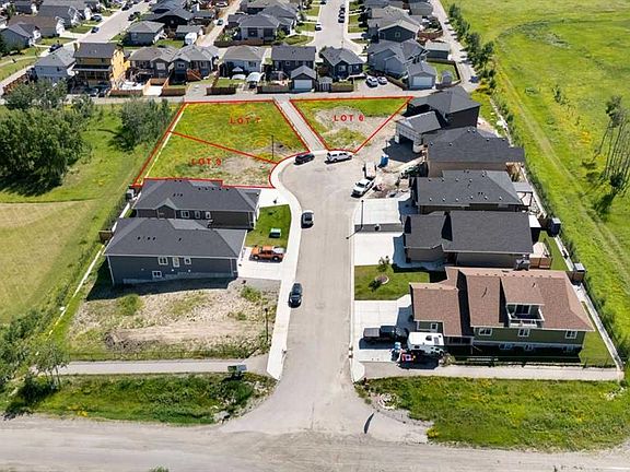 5th image of 12 Country Meadows Way NW