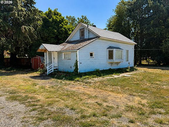 3rd image of 835 Anderson Ln