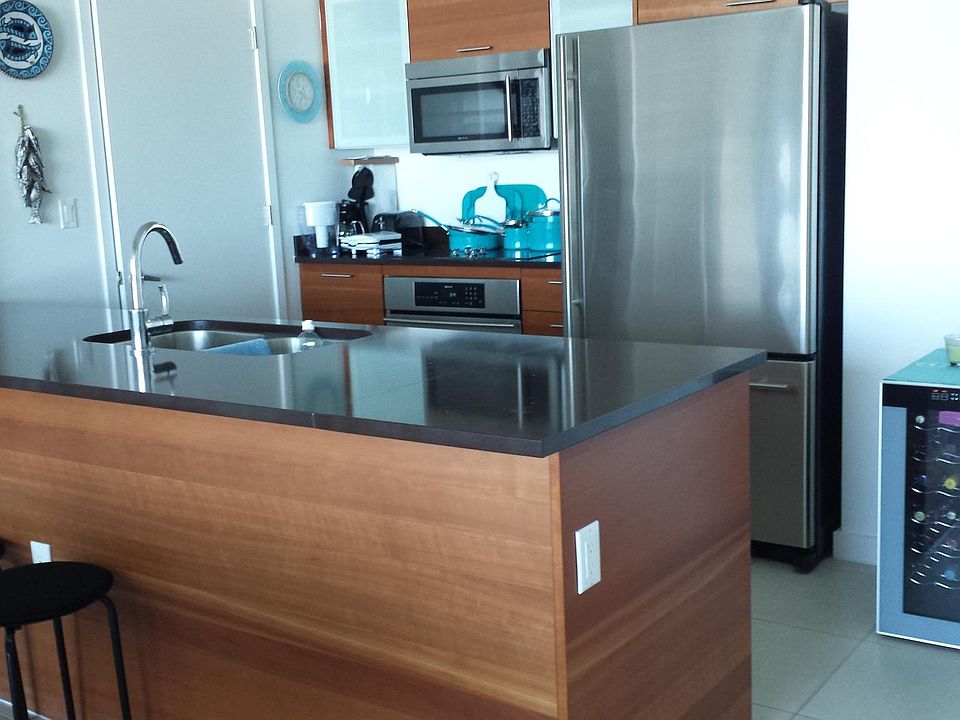 Fully furnished kitchen