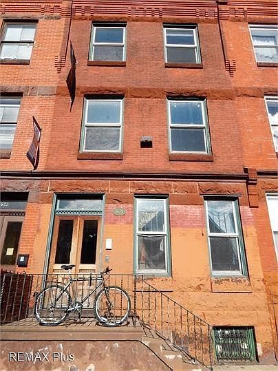 1st image of 1621 Diamond St #6748308