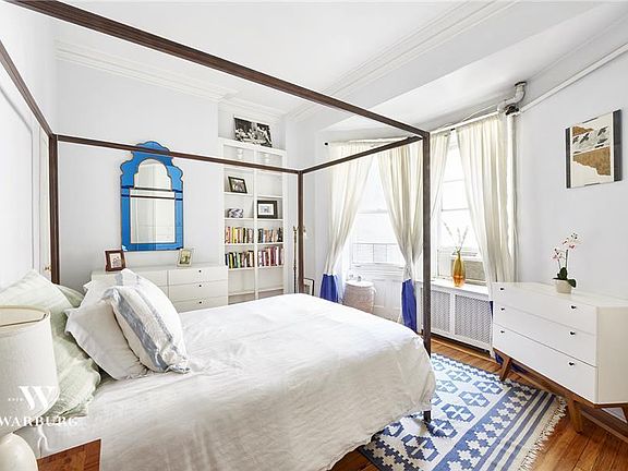 3rd image of 31 Pierrepont St #2A