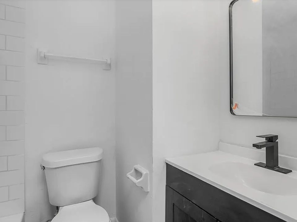 1st image of 1143 Joel Blvd #B