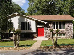 26 Lantern Hill Rd, Little Rock, AR 72227