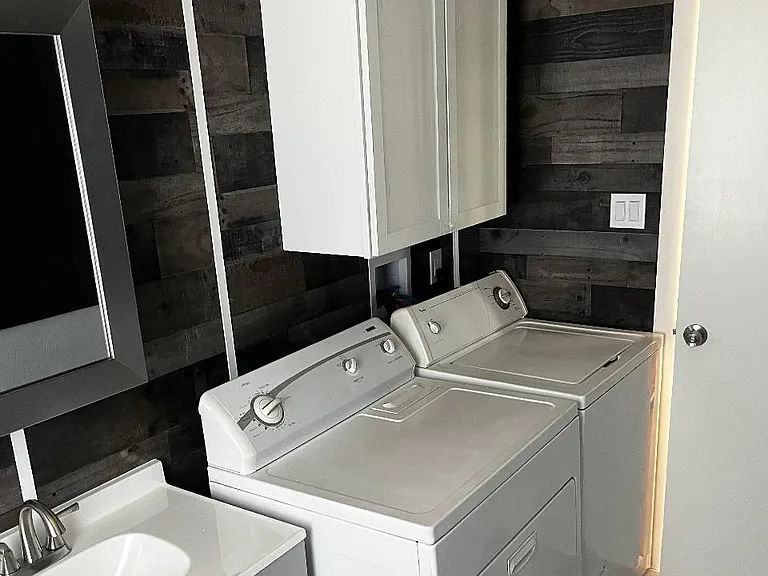 701 Ferguson St — Photo 13