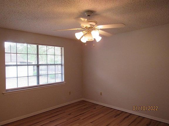 2nd image of 258 Tennessee Ave