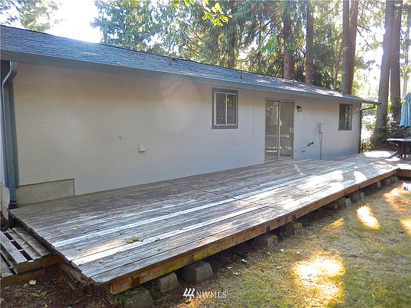 4th image of 14022 Dolly Varden Lane NW