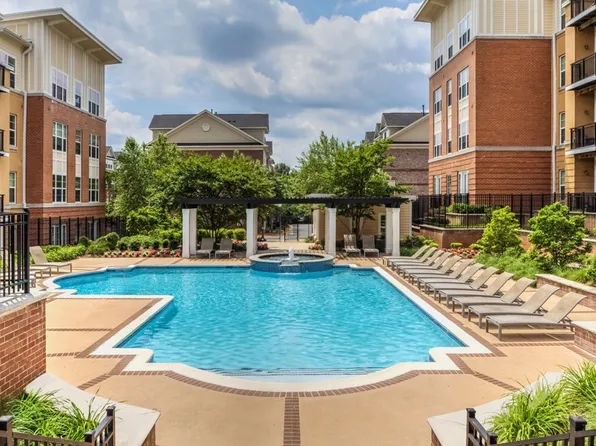 The Reserve at Tysons Corner