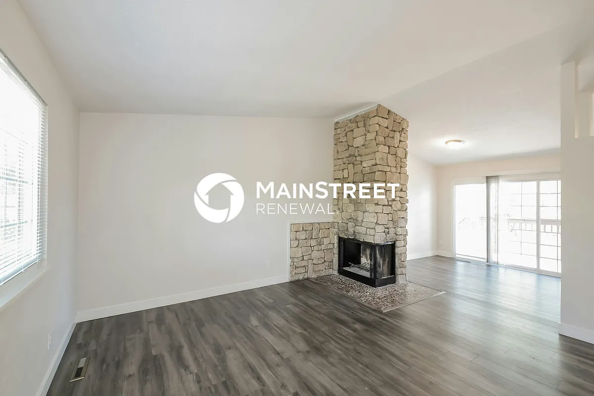Living Room - 17125 E Kent Dr