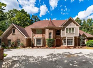 2 Bentley Mnr NW, Atlanta, GA 30327