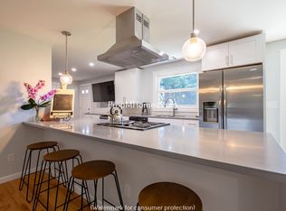 5850 SW Kennycroft Way, Lake Oswego, OR 97035