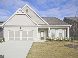 625 Moorhen Way, Loganville, GA 30052