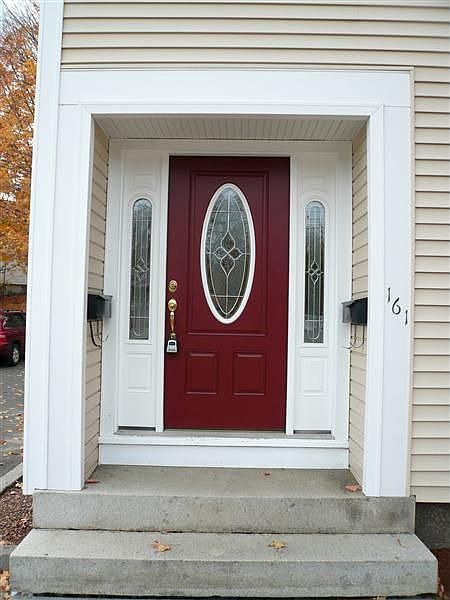 Upstairs entry 