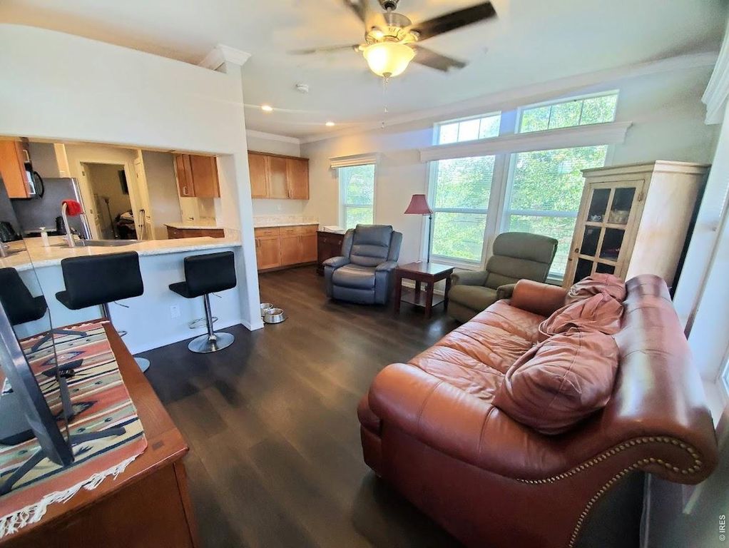 1601 N College Ave #5