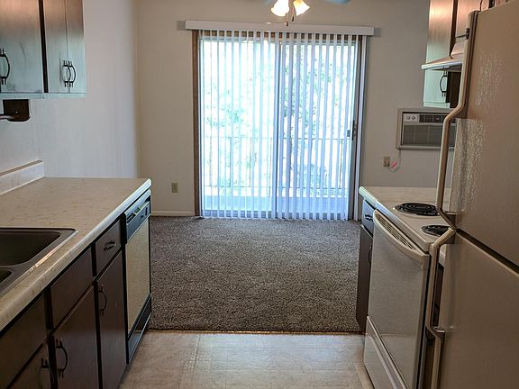 2nd image of 219 2nd Ave W APT 7