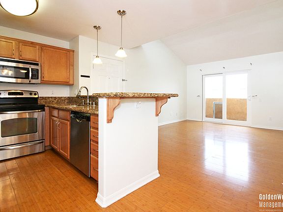 5th image of 5252 Balboa Arms Dr Unit 209