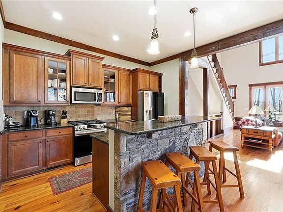 4th image of 180 Choctaw Rdg