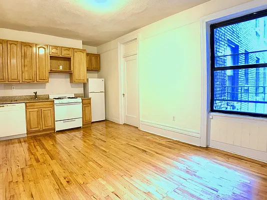 Rented by Bohemia Realty Group | media 3