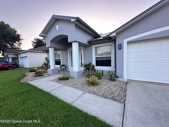 3rd image of 743 Del Mar Cir