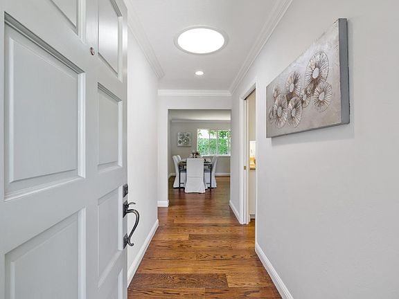 5th image of 1385 Delfino Way