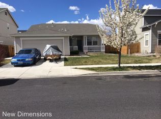8997 Mahon Dr, Reno, NV 89506