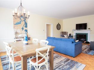 167 Coggeshall Ave APT C, Newport, RI 02840