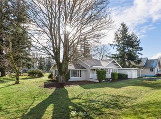 6966 Hannegan Rd, Lynden, WA 98264