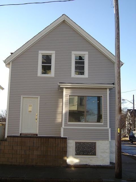 THE RAILING FOR THE PORCH WAS PUT OIN 2 DAYS AGO $1,000.00 finders fee