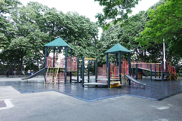 Sold by Charles Rutenberg Realty, Inc. | media 25