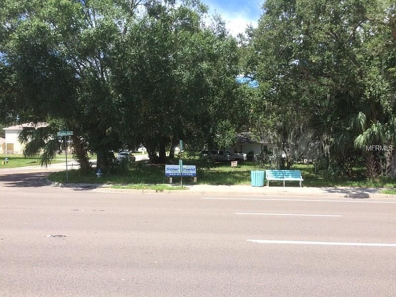 2nd image of 2306 3rd Ave E