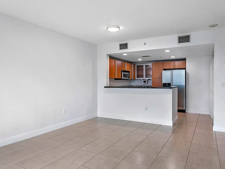 610 Clematis St #418 — Photo 6