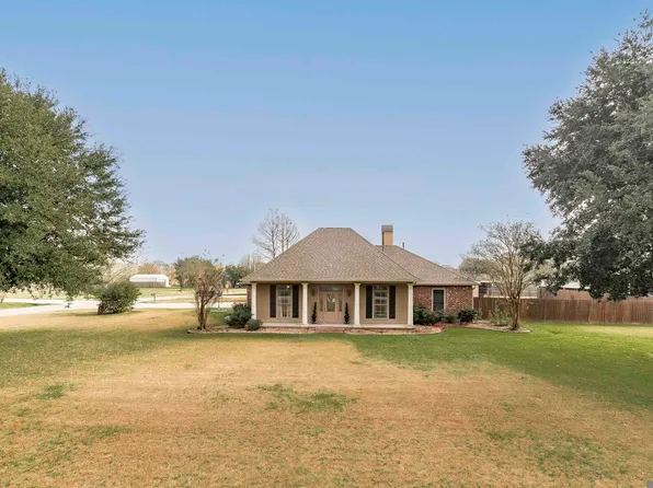 8720 Bmg Dr, Maringouin, LA 70757
