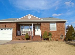 62 E Elm St, Carteret, NJ 07008