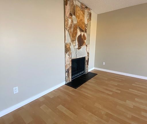 5th image of 14004 26th St NW