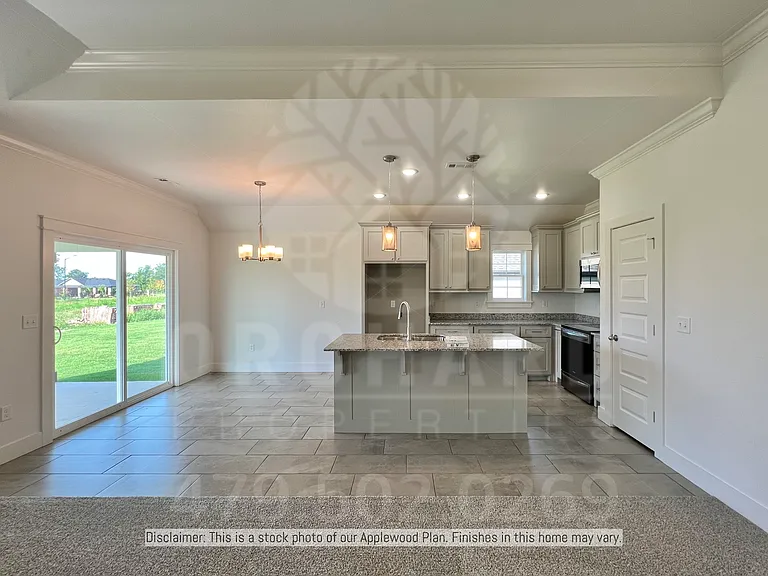 3202 N Arden Way — Photo 2