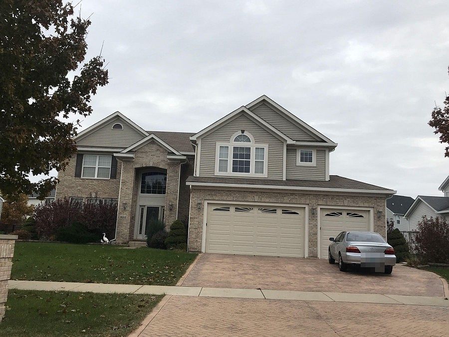 1st image of 16315 S Lewood Dr