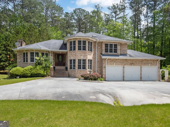 5302 Greenway Dr, Villa Rica, GA 30180