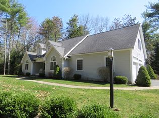 27 Woodpecker Ln, Wells, ME 04090