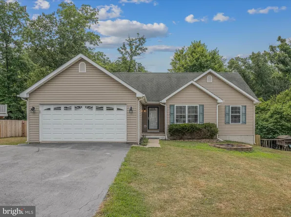 486 Constitution Blvd, Martinsburg, WV 25405