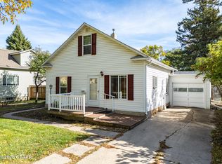 1510 N 4th St, Grand Forks, ND 58203