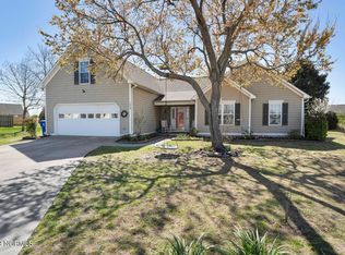 7330 Rabbit Hollow Dr, Wilmington, NC 28411