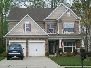 9911 Seven Oaks Dr, Charlotte, NC 28215