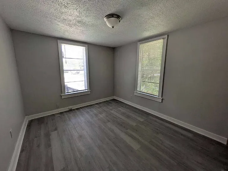 1760 Audubon St — Photo 6