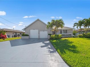 7195 Reymoor Dr, North Fort Myers, FL 33917